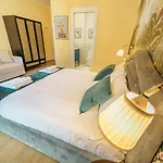 Romana Suites